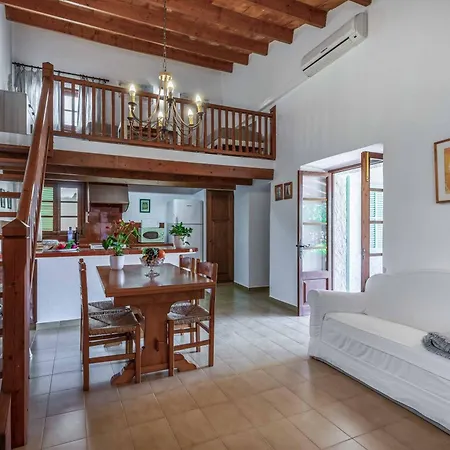 Avinent Villa *